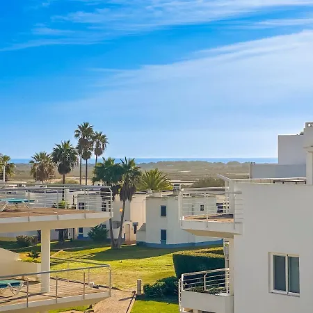 Sunny House With Pools And Private Lejlighed