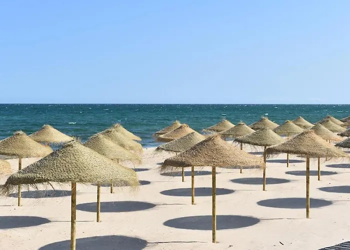 Sunny House With Pools And Private