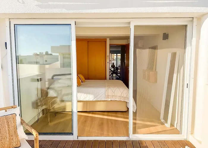 Sunny House With Pools And Private * 타비라