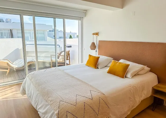 아파트 Sunny House With Pools And Private 타비라