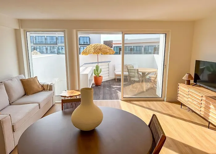 Sunny House With Pools And Private * 타비라