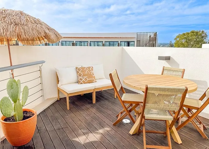 Sunny House With Pools And Private Tavira