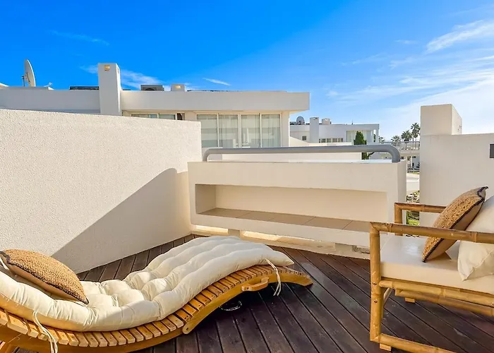 Sunny House With Pools And Private Tavira